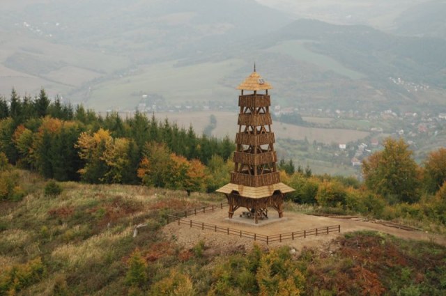 01. Rozhledna na tlstej hore